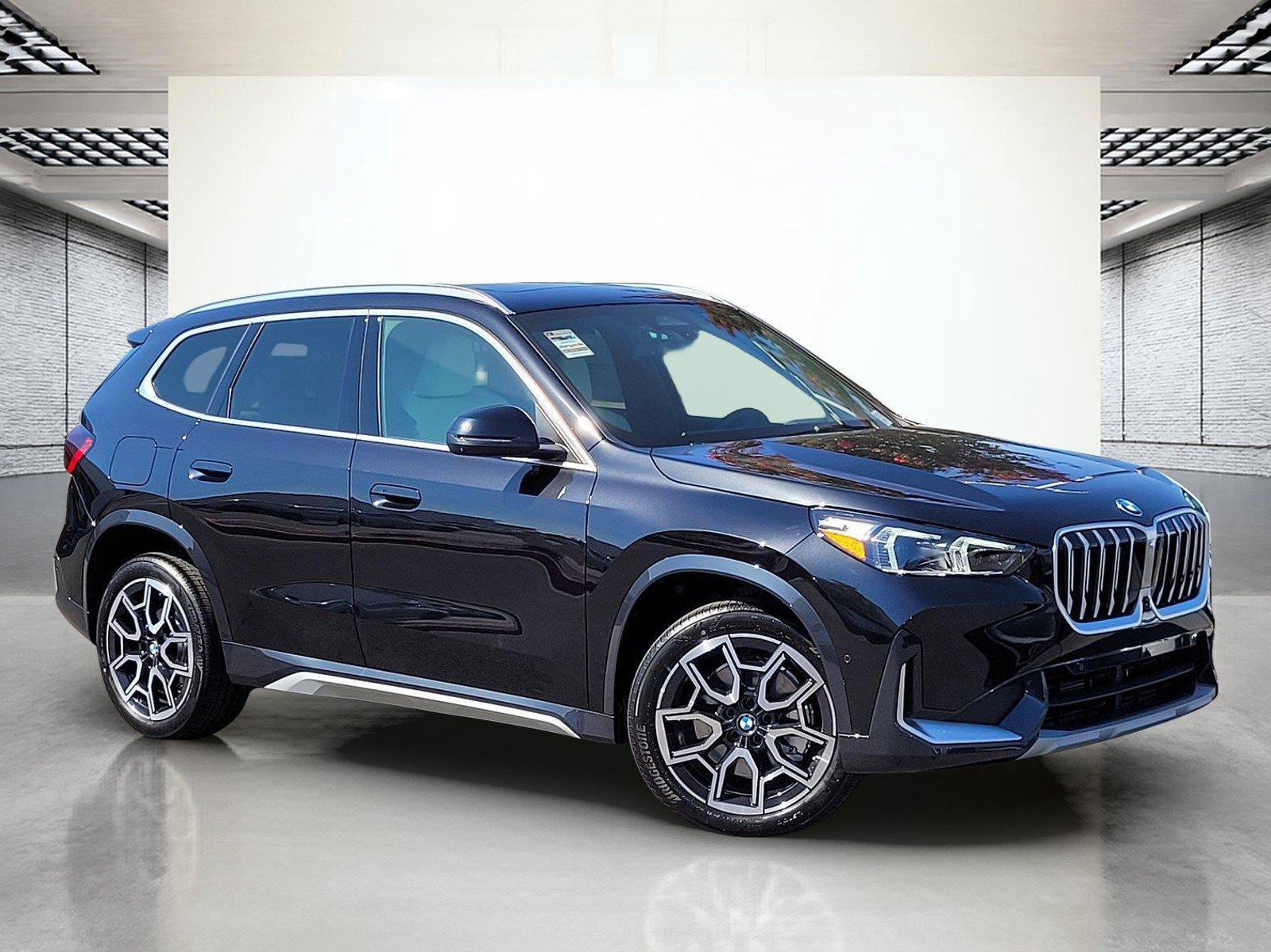 New 2027 BMW X1 xDrive28i w/ Technology Package AWD/4WD image 2