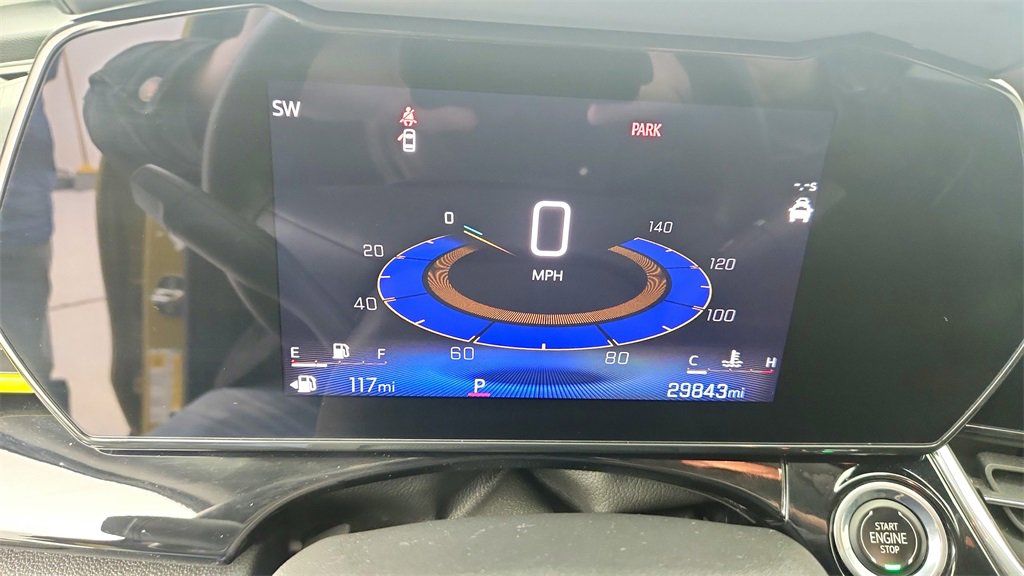 Used 2024 Chevrolet Trax ACTIV w/ Driver Confidence Package image 18