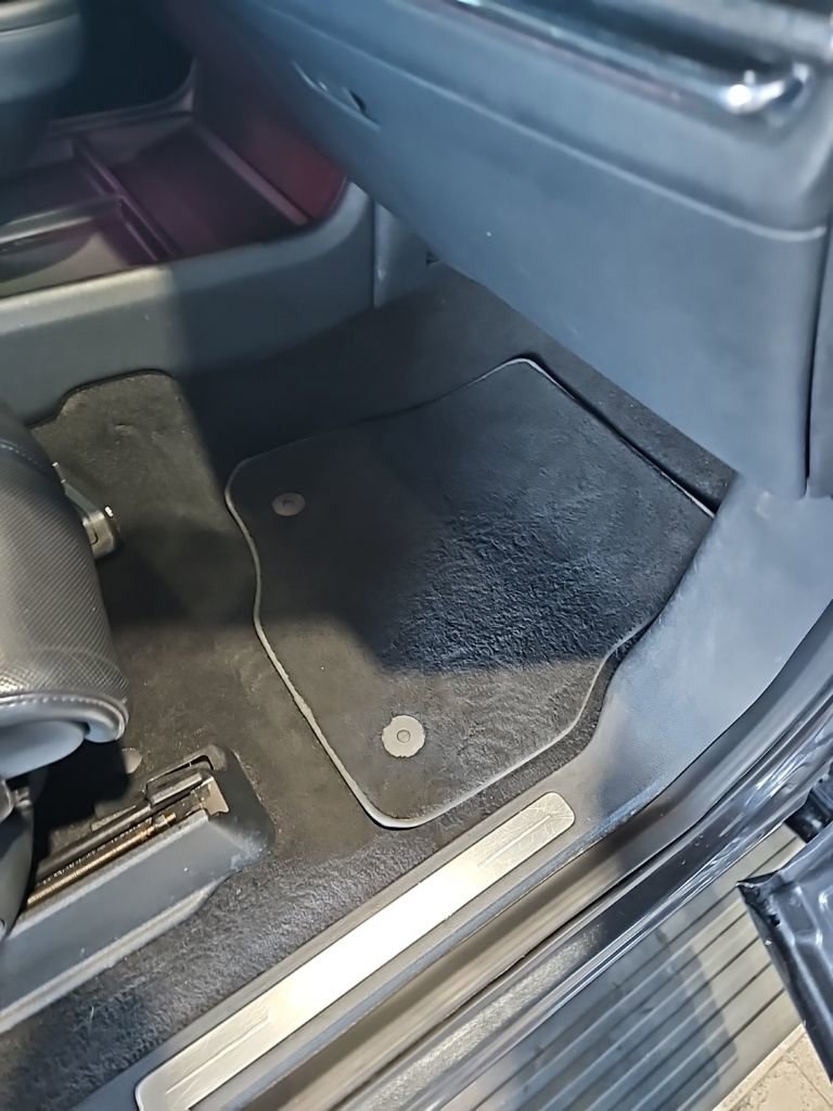 Used 2023 Lincoln Navigator Reserve AWD/4WD image 15