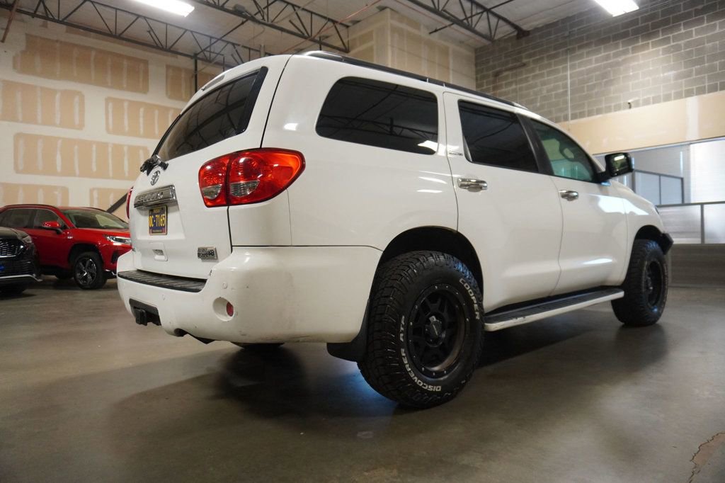 Used 2008 Toyota Sequoia Limited AWD/4WD image 4