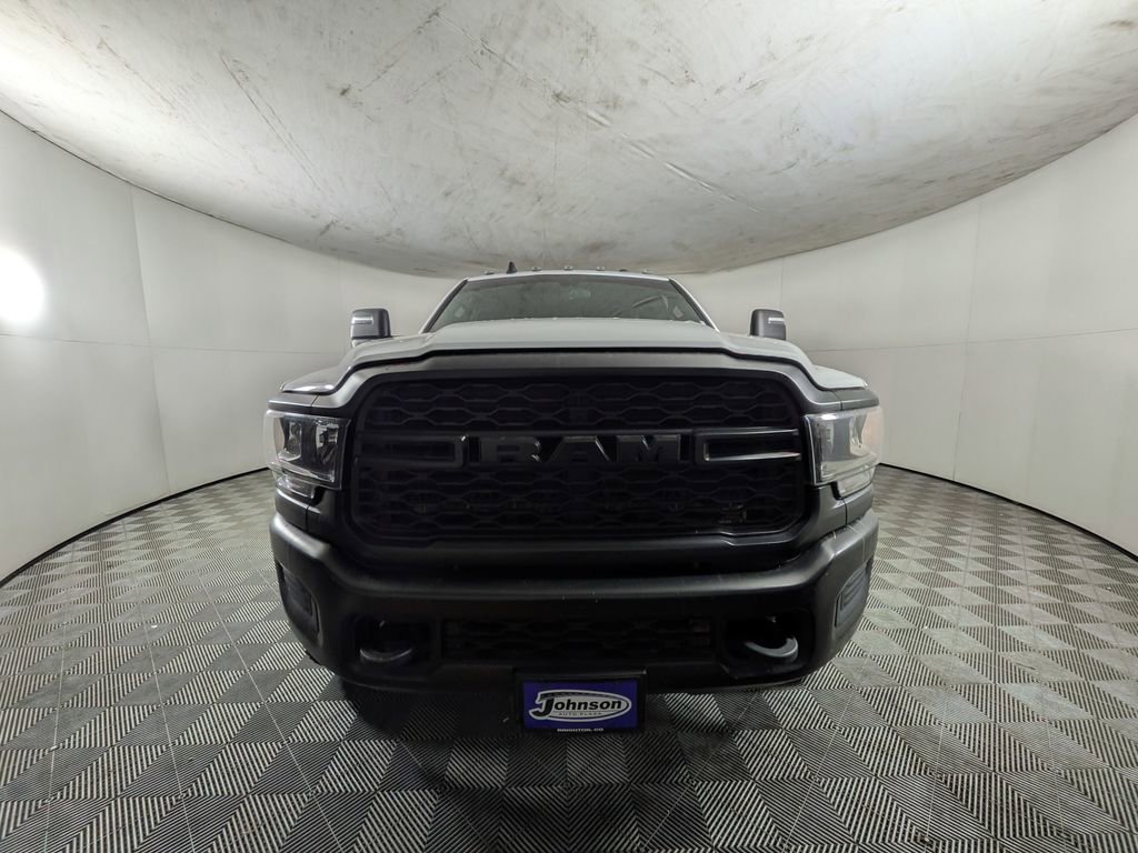 Used 2023 RAM 5500 Tradesman w/ Max Tow Package image 2