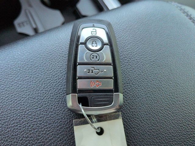 Certified 2024 Ford F250 Lariat w/ Lariat Ultimate Package AWD/4WD image 30