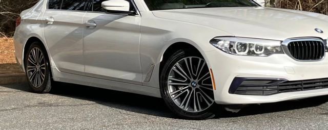 Used 2019 BMW 530i xDrive w/ Premium Package AWD/4WD image 11
