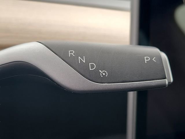 Used 2024 Tesla Model Y Performance AWD/4WD image 6