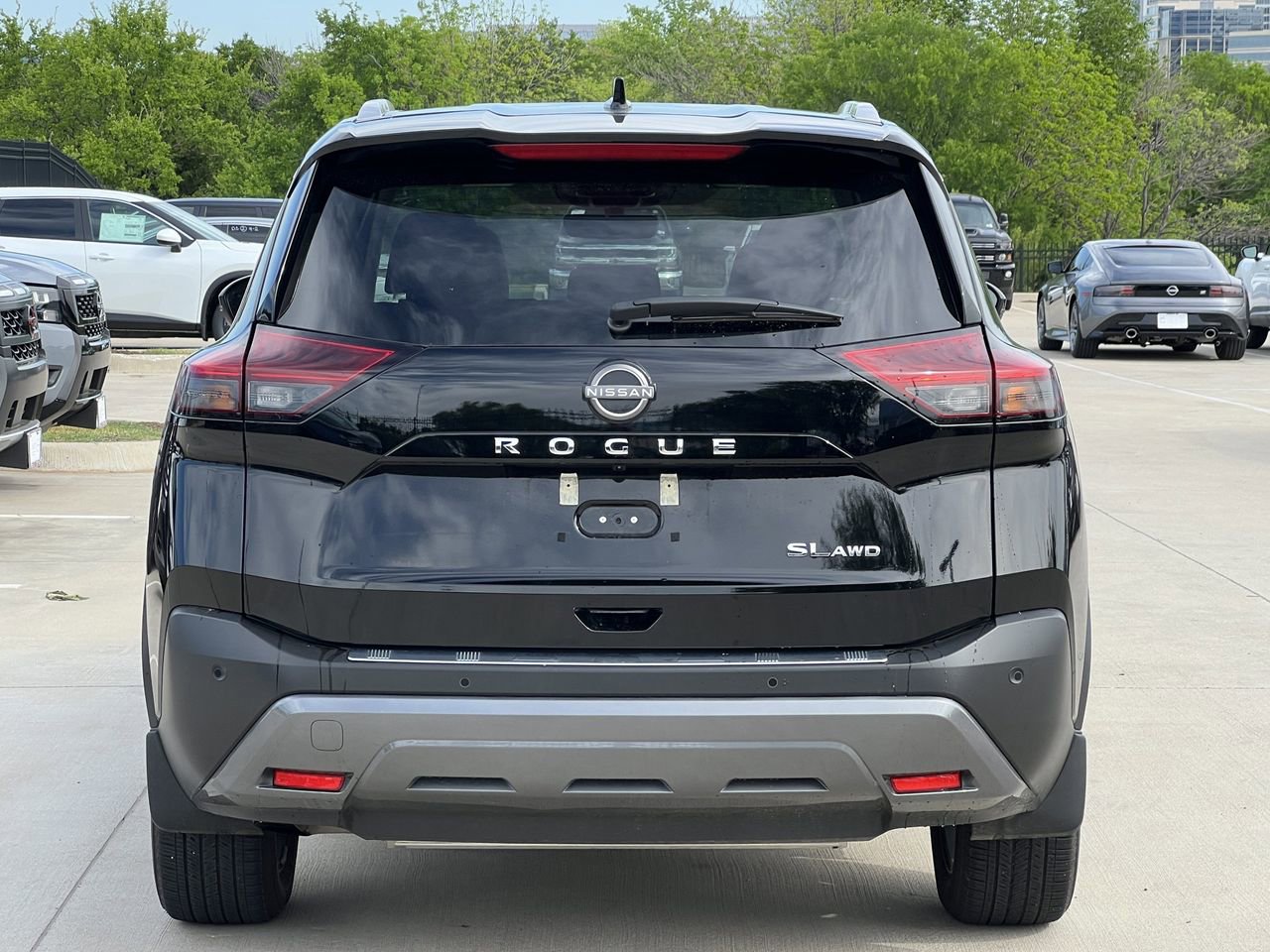 Certified 2023 Nissan Rogue SL w/ SL Premium Package image 4