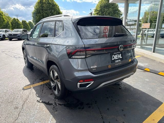 New 2026 Volkswagen Taos SE AWD/4WD image 4