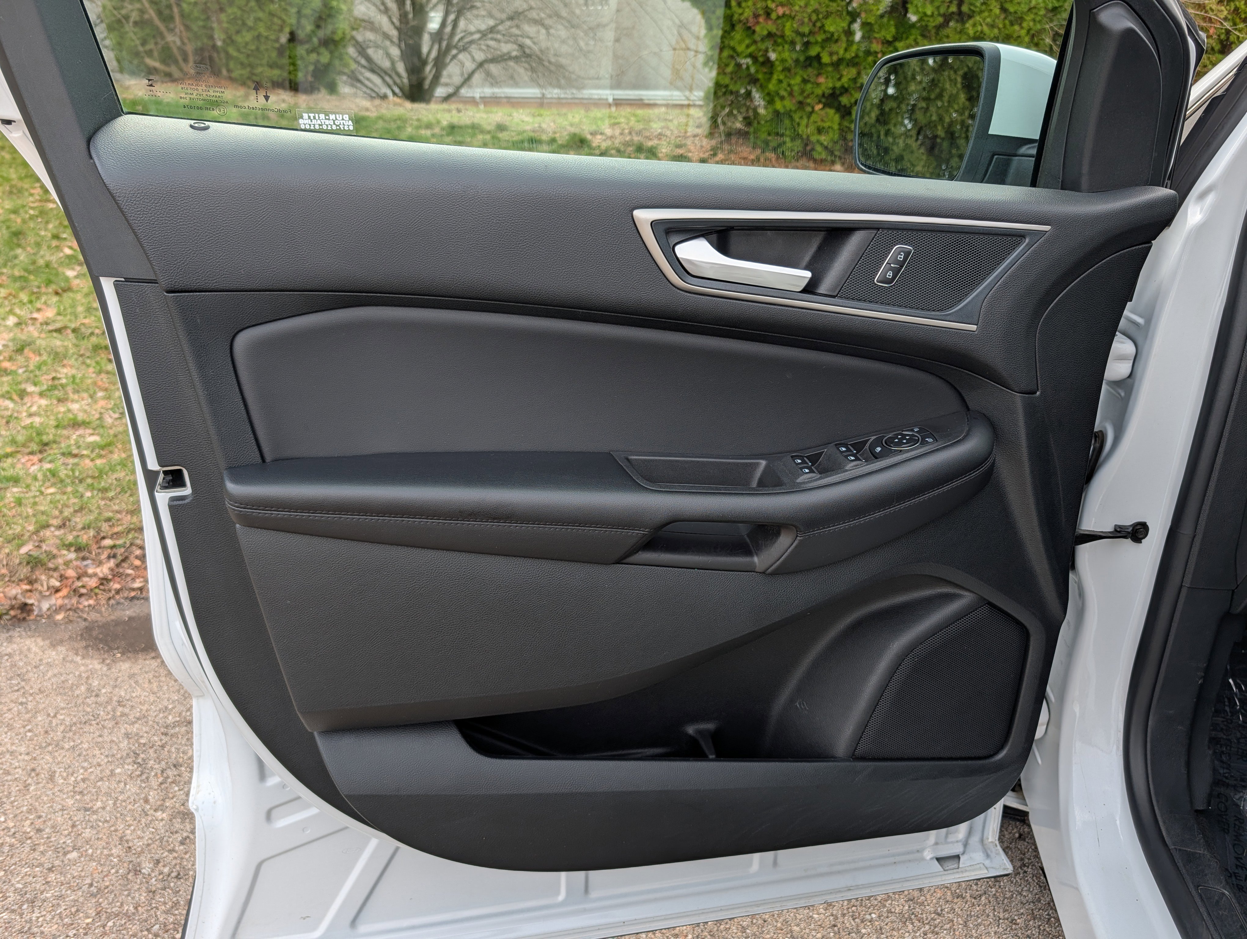 Used 2024 Ford Edge SEL image 31