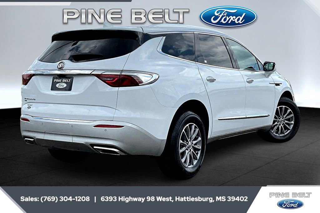 Used 2024 Buick Enclave Premium image 11