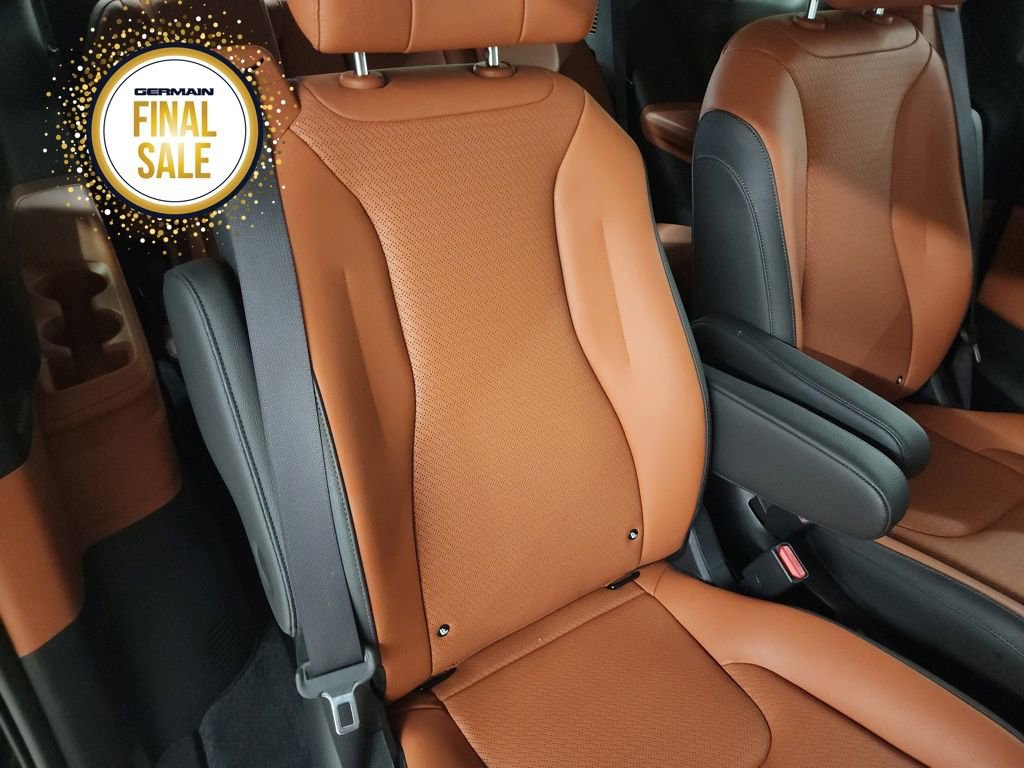 Certified 2024 Kia Carnival SX Prestige image 17