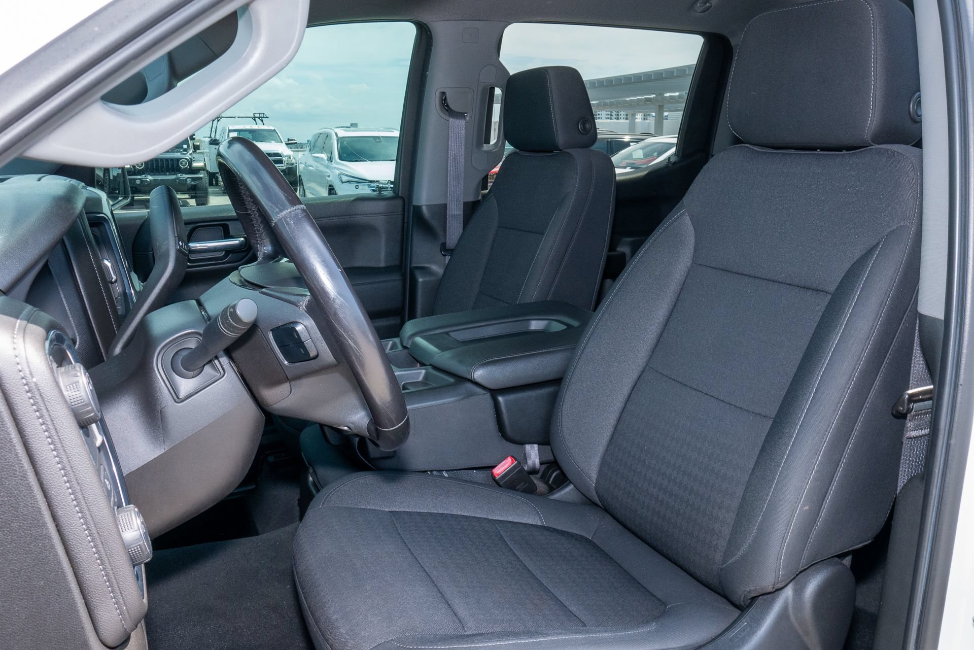 Used 2021 Chevrolet Silverado 1500 LT RWD image 15