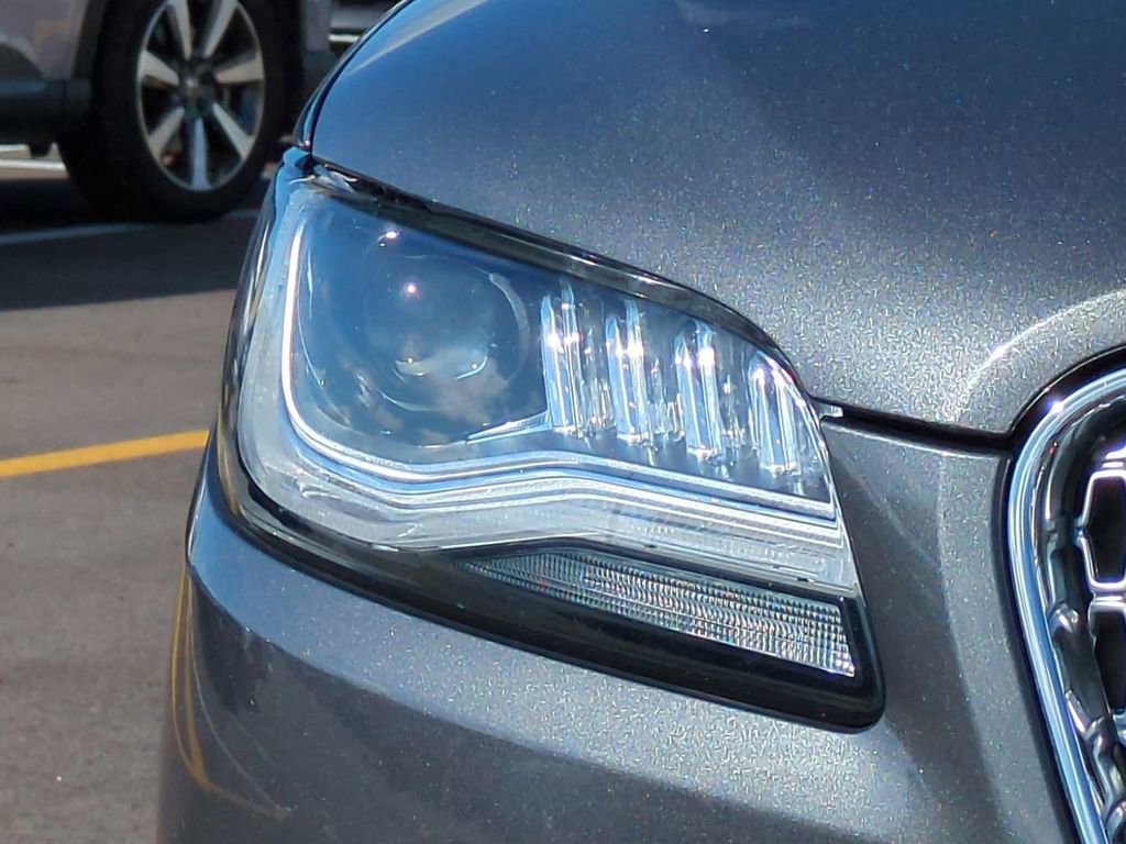 Used 2020 Lincoln MKZ Reserve w/ Elements Package image 9