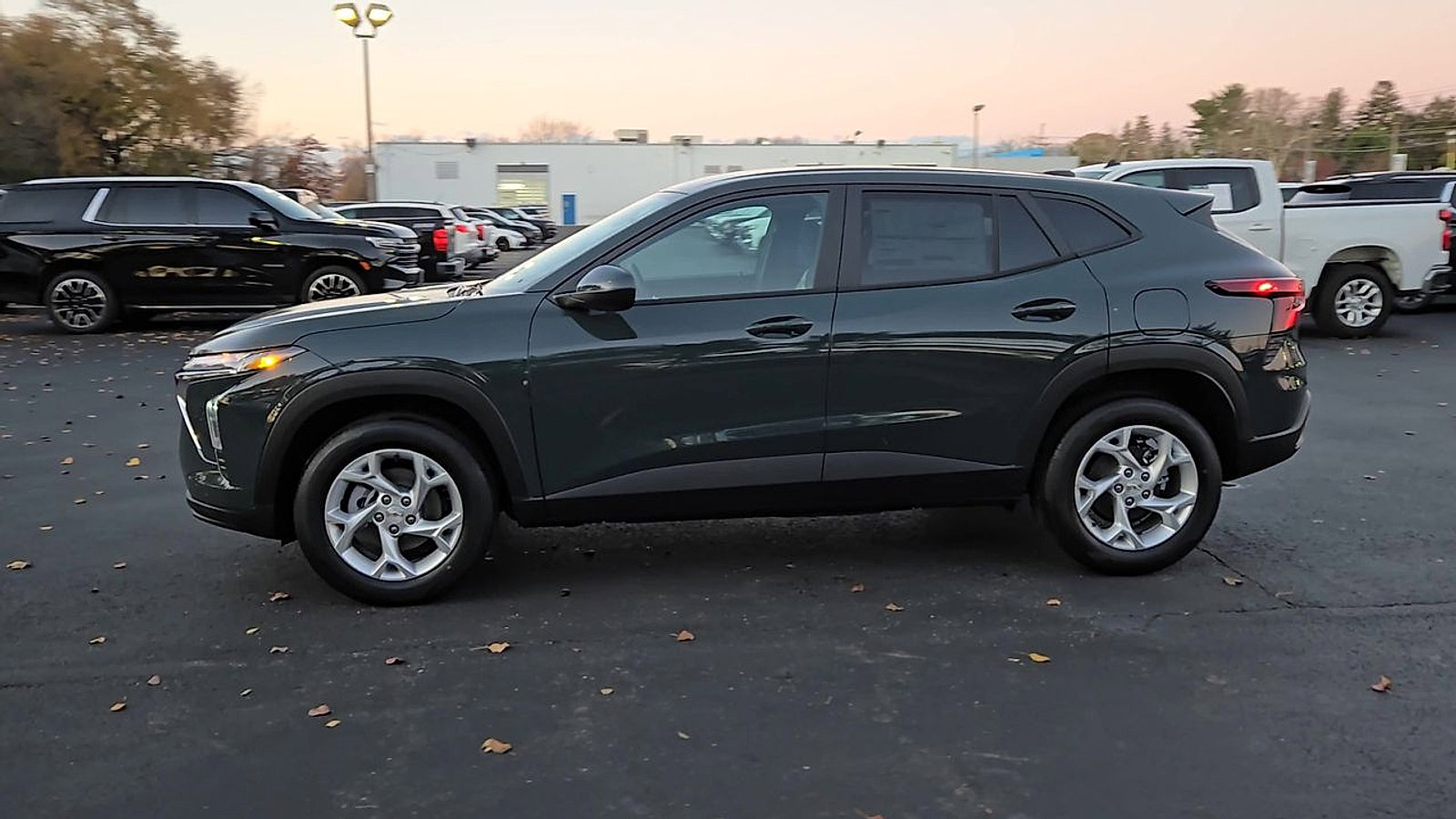 New 2026 Chevrolet Trax LS image 9