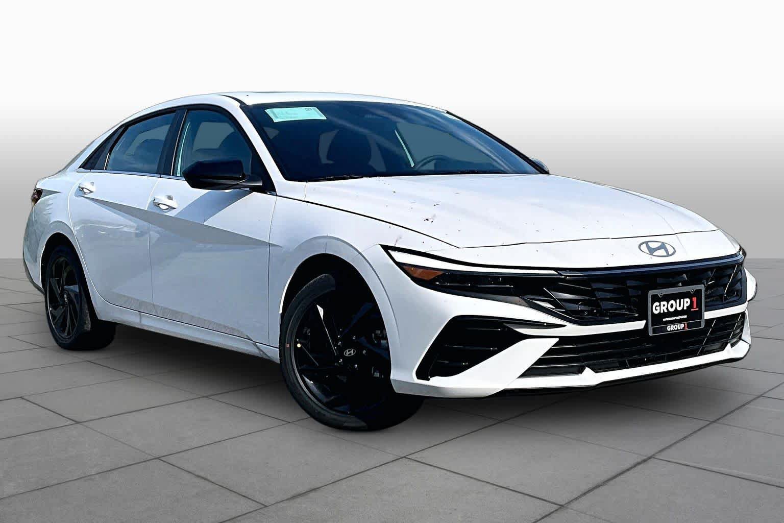 New 2026 Hyundai Elantra N Line FWD image 2