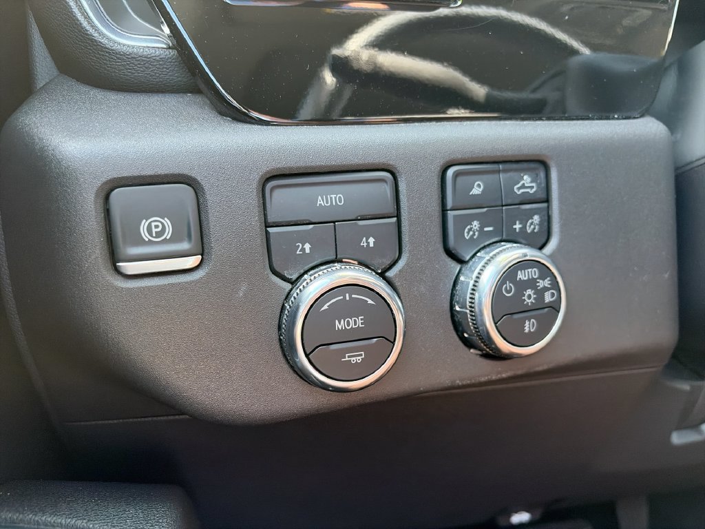 Certified 2025 GMC Sierra 1500 SLT AWD/4WD image 23