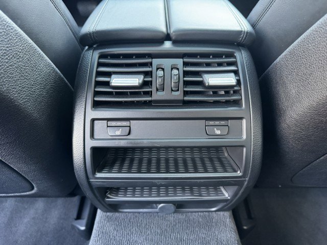 Used 2015 BMW 535d xDrive image 21