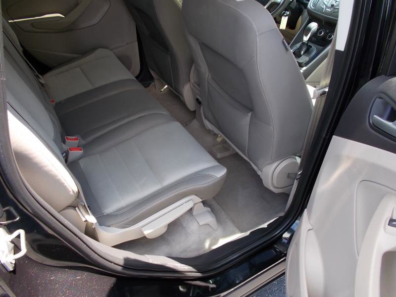 Used 2015 Ford Escape SE FWD image 23
