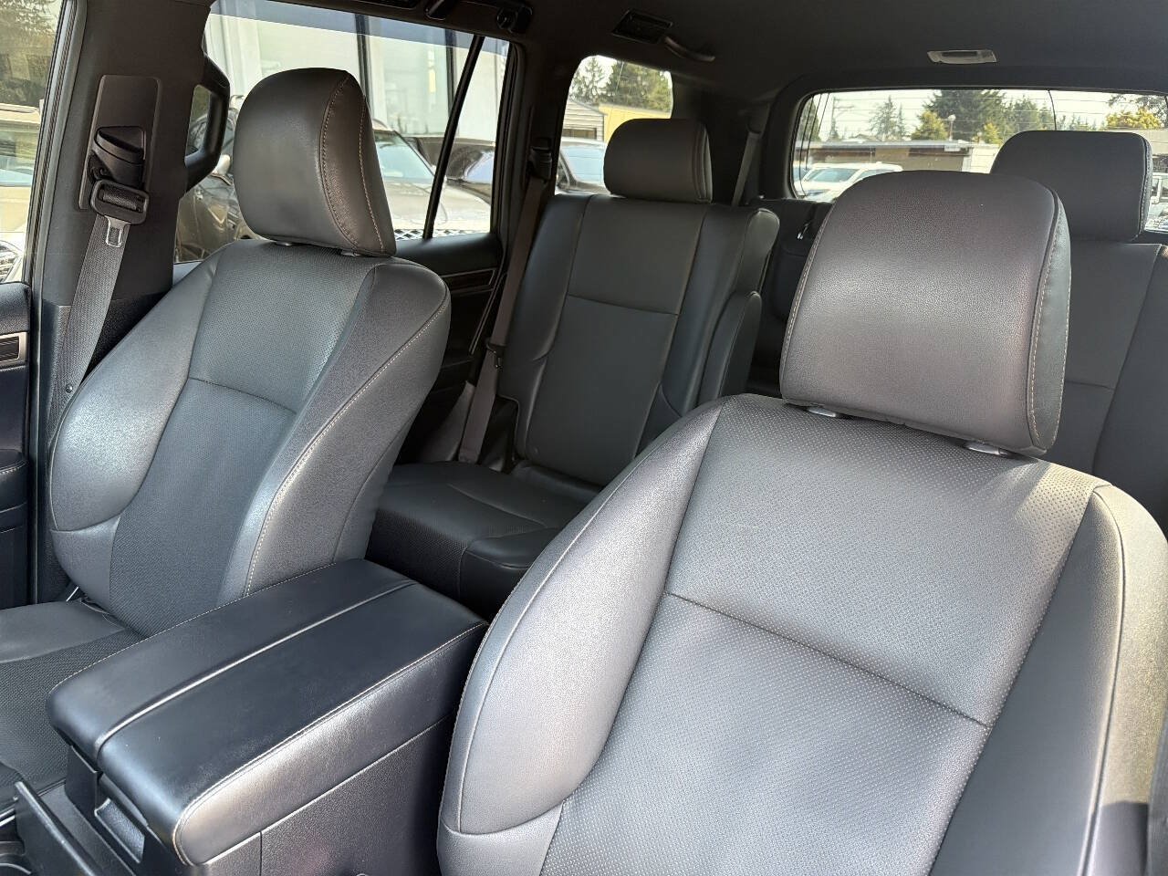 Used 2020 Lexus GX 460 Premium AWD/4WD image 44