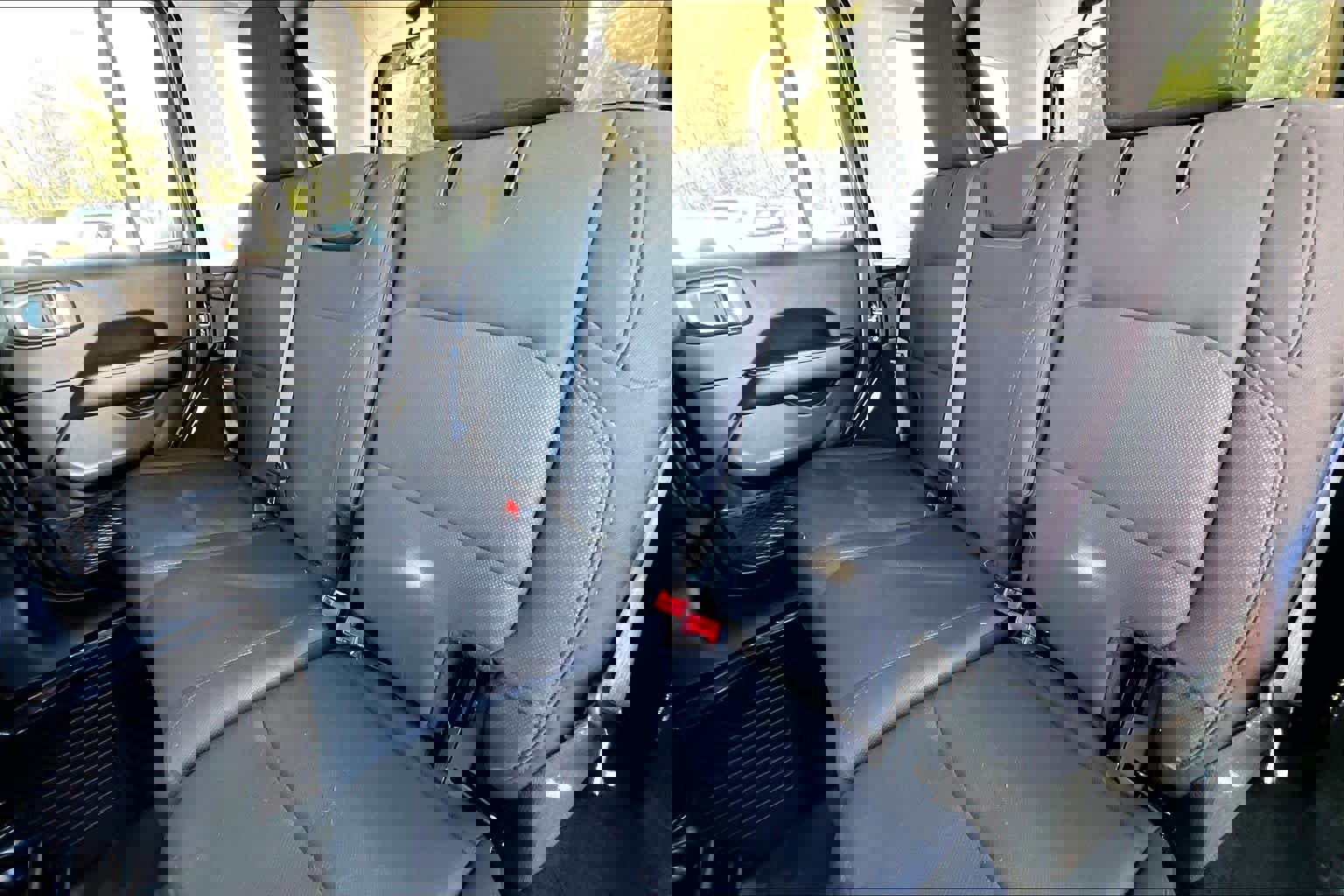 Used 2019 Jeep Wrangler Unlimited Sahara image 20