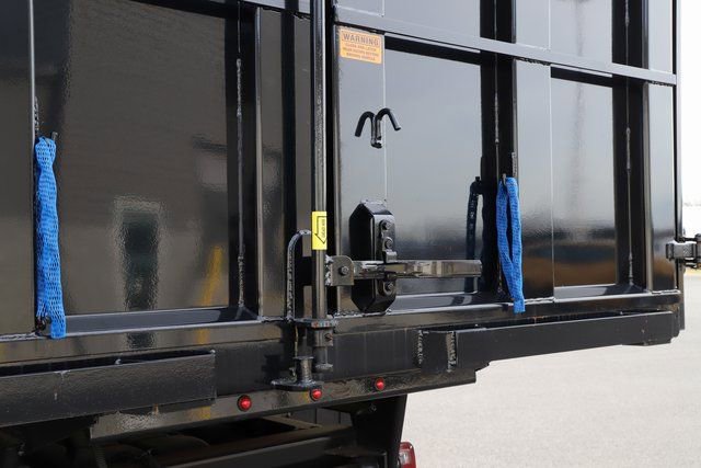 Used 2024 Ford F550 XL 2D Standard Cab image 10