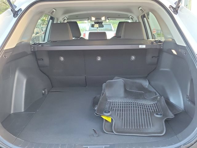 Used 2024 Toyota RAV4 XLE FWD image 5