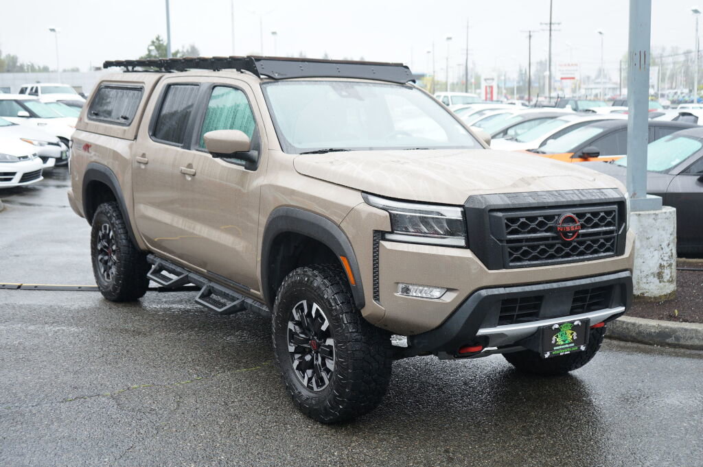 Used 2023 Nissan Frontier PRO-4X w/ Pro Convenience Package AWD/4WD image 7