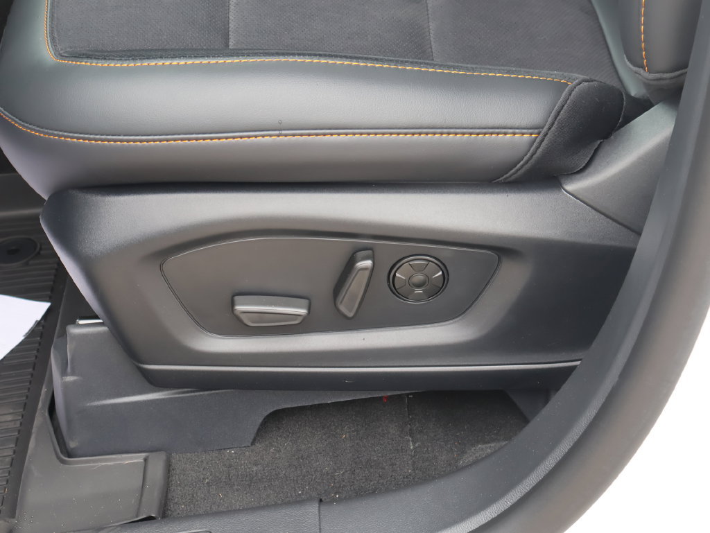 New 2026 Ford Explorer Tremor w/ Tremor Ultimate Package AWD/4WD image 24