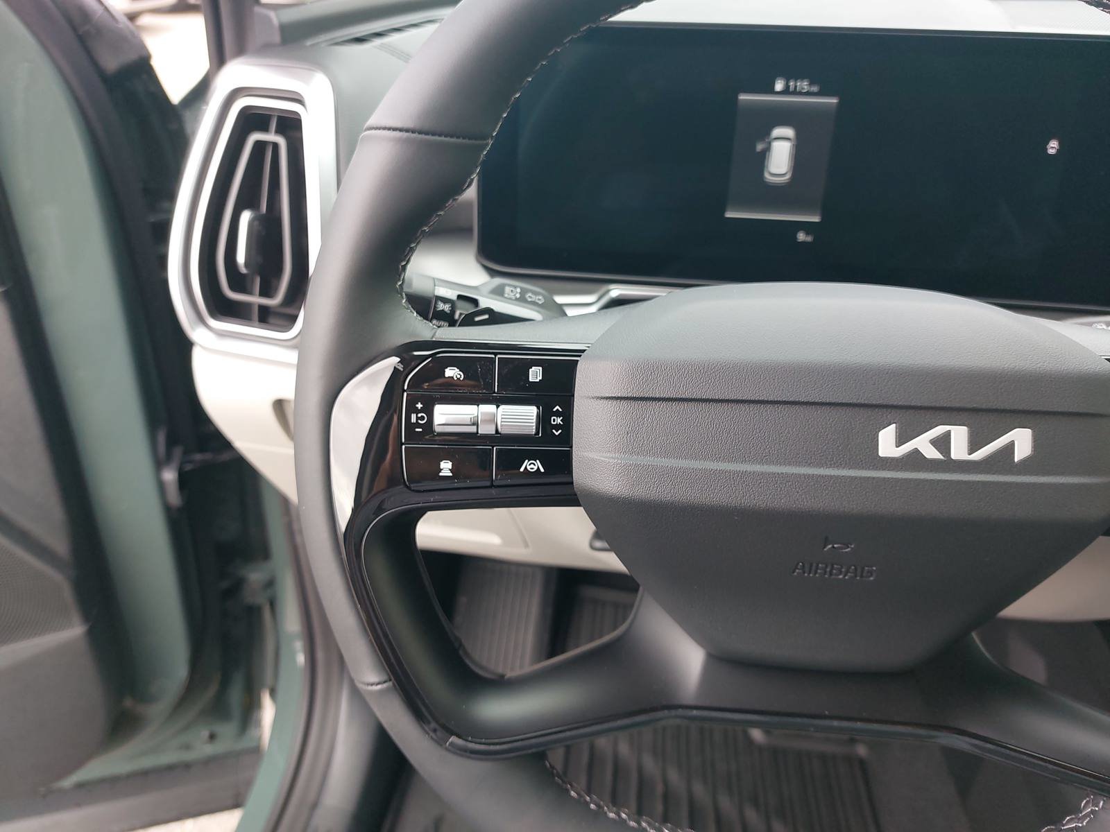 New 2026 Kia Sorento EX w/ EX Premium Package FWD image 16