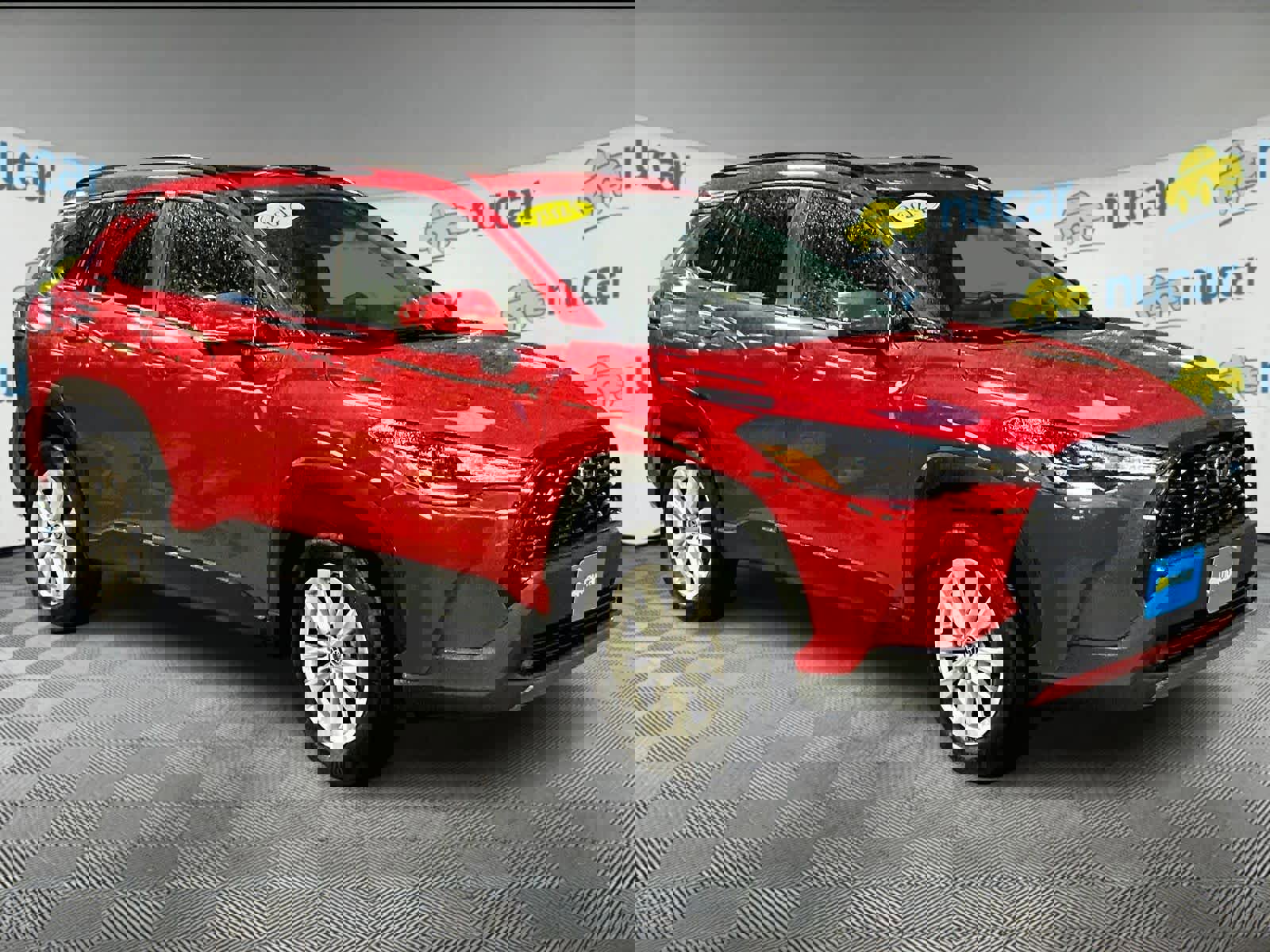 Used 2024 Toyota Corolla Cross LE image 1