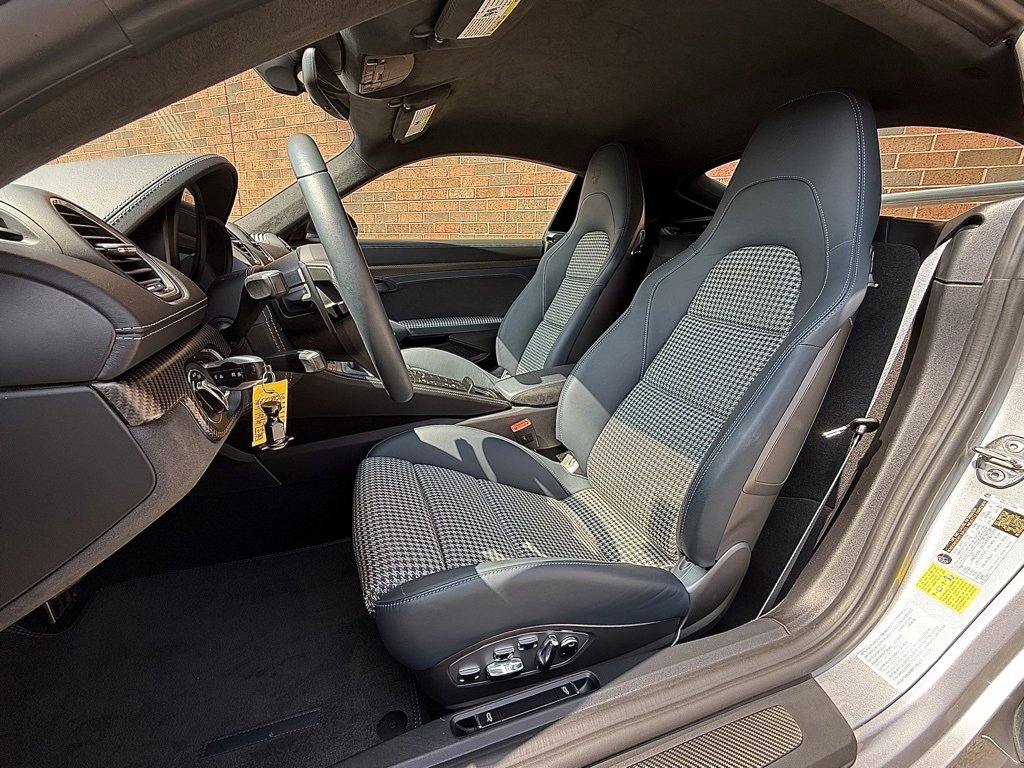 Certified 2023 Porsche 718 Cayman GT4 RS image 5
