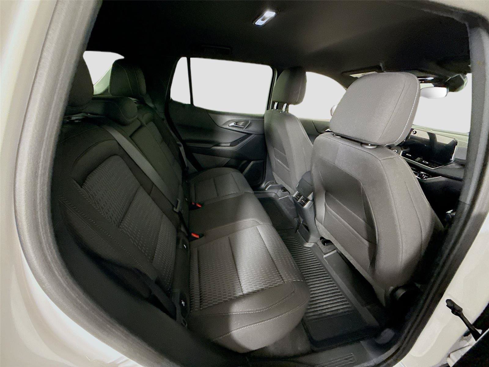 Used 2026 Chevrolet Equinox LT w/ LPO, Floor Liner Package AWD/4WD image 19