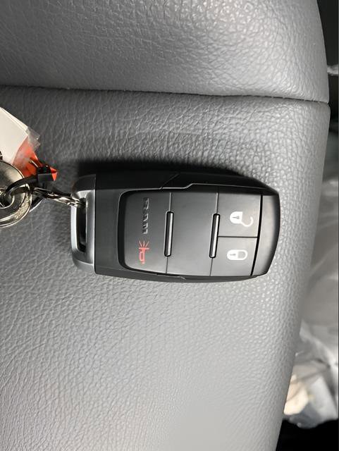 New 2024 RAM 3500 Tradesman image 26