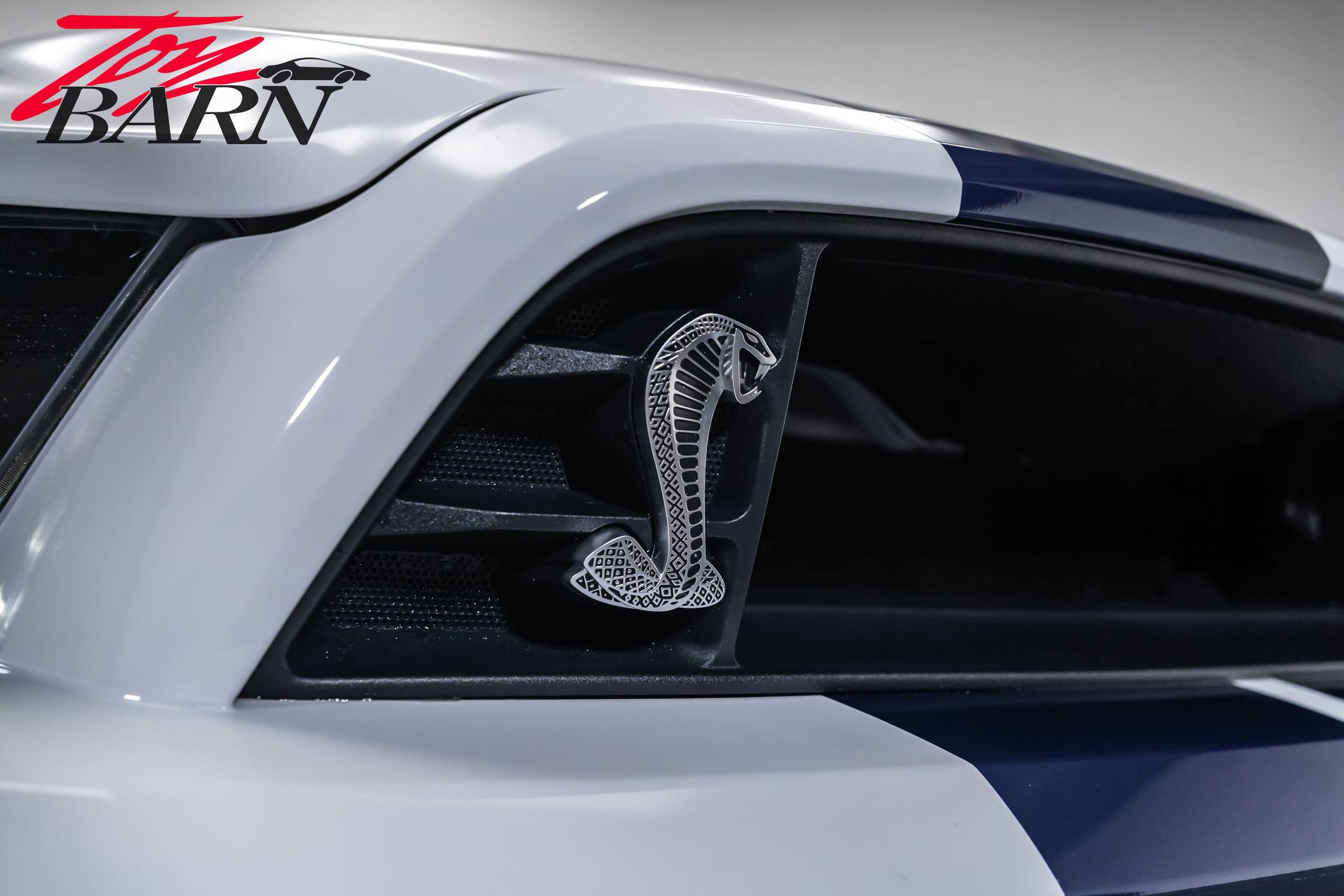 Used 2014 Ford Mustang Shelby GT500 w/ Equipment Group 821A image 9