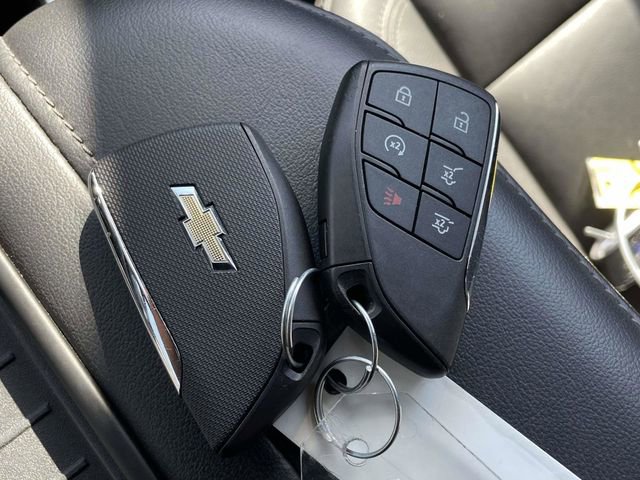 Used 2024 Chevrolet Tahoe Z71 w/ Luxury Package image 32