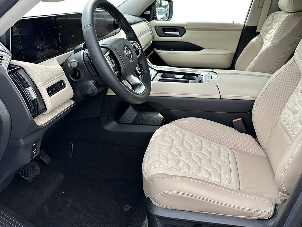 New 2025 Nissan Armada Platinum w/ Convenience Package image 10