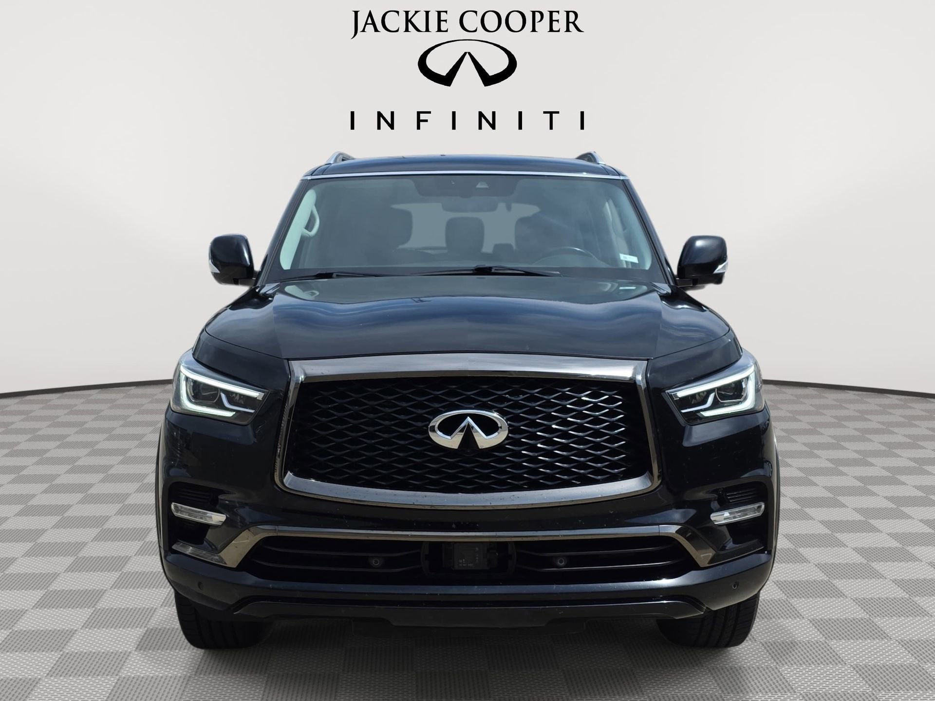Used 2021 INFINITI QX80 Premium Select w/ All-Season Package image 2