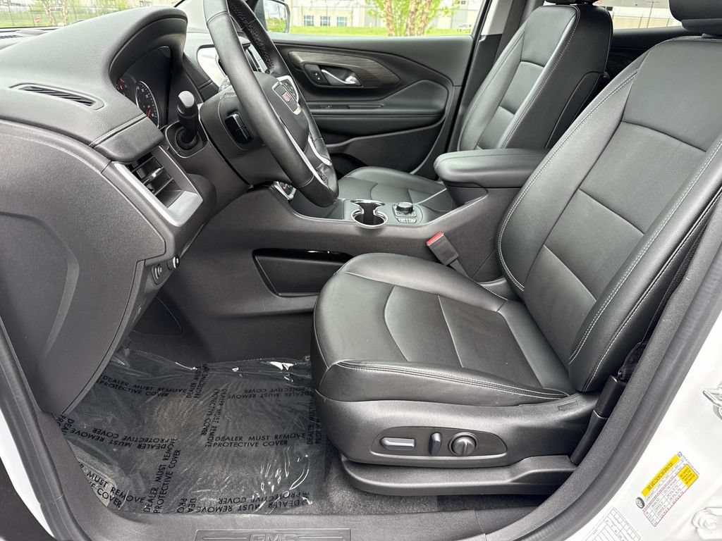 Used 2024 GMC Terrain SLT AWD/4WD image 24