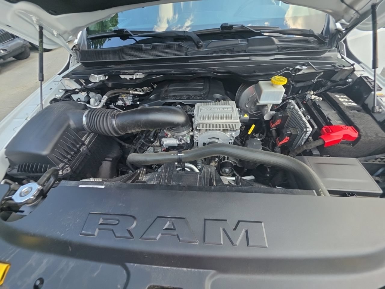 Used 2022 RAM 1500 Limited w/ Body Color Bumper Group RWD image 14