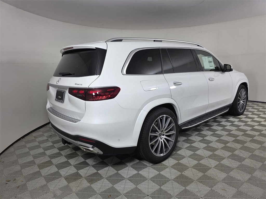New 2026 Mercedes-Benz GLS 580 4MATIC image 4