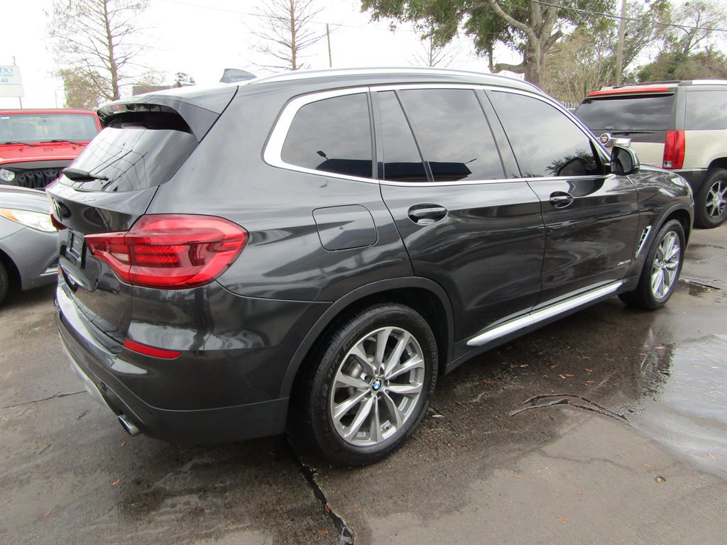 Used 2018 BMW X3 xDrive30i w/ Premium Package image 4