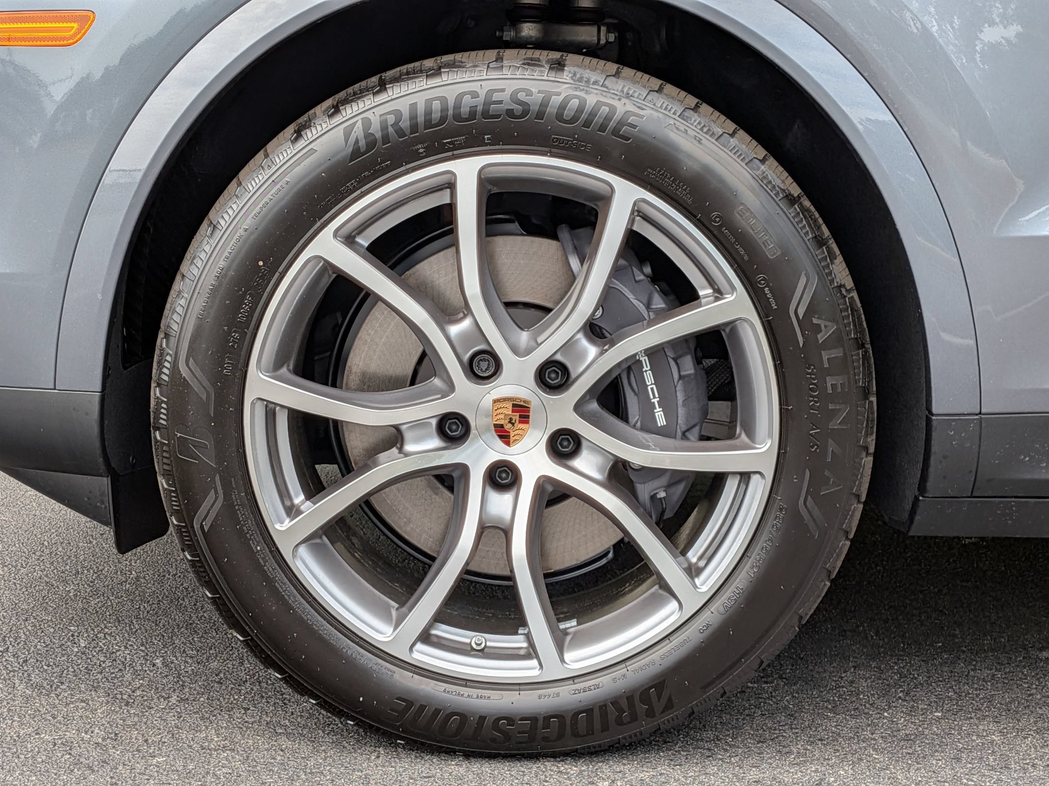 New 2026 Porsche Cayenne AWD/4WD image 37