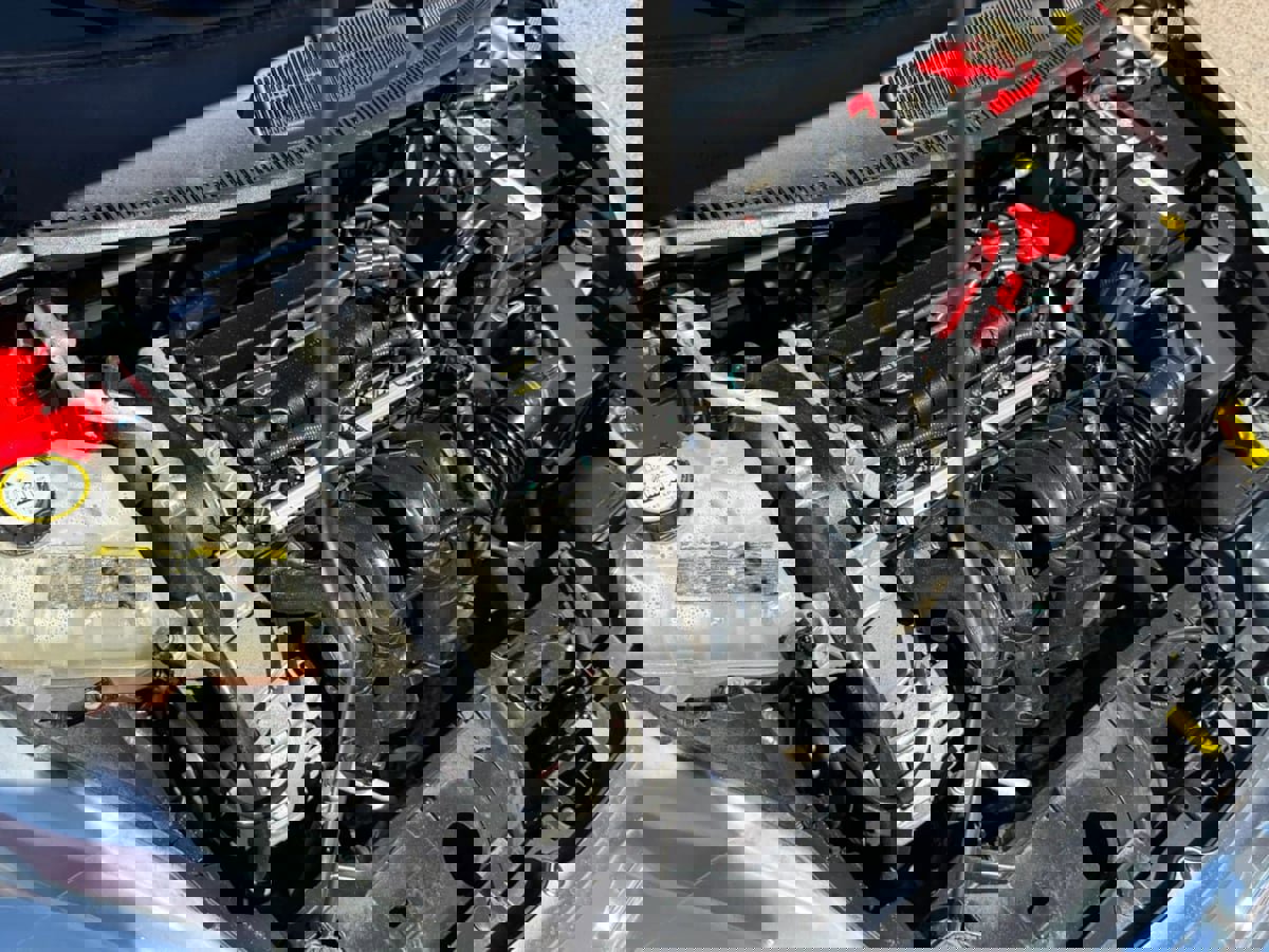 Used 2012 Ford Fiesta SE FWD image 24