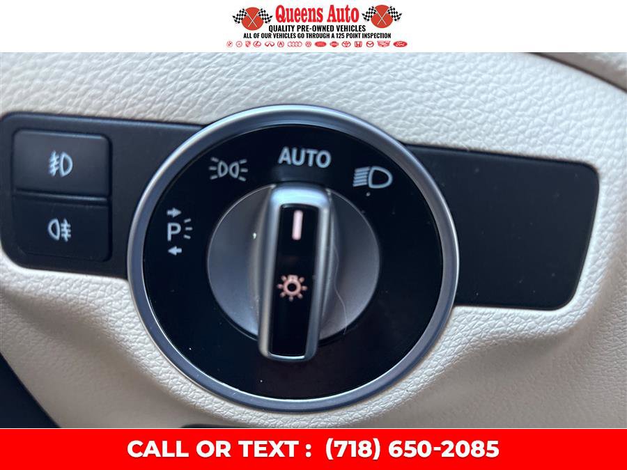 Used 2018 Mercedes-Benz GLA 250 4MATIC w/ Premium Package image 21
