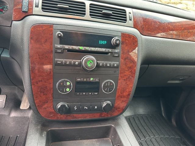 Used 2009 Chevrolet Silverado 2500 LTZ w/ Safety Package AWD/4WD image 20