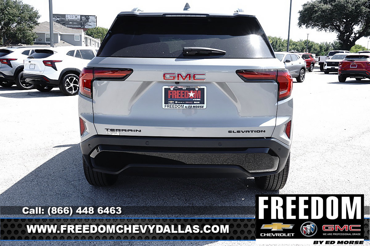 New 2027 GMC Terrain Elevation w/ Elevation Premium Package FWD image 6