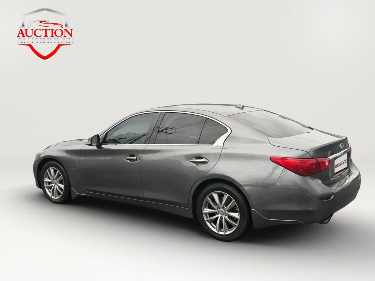 Used 2016 INFINITI Q50 Premium w/ 2.0T Premium Plus Package RWD image 3