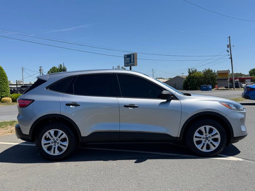 Used 2022 Ford Escape S AWD/4WD image 2