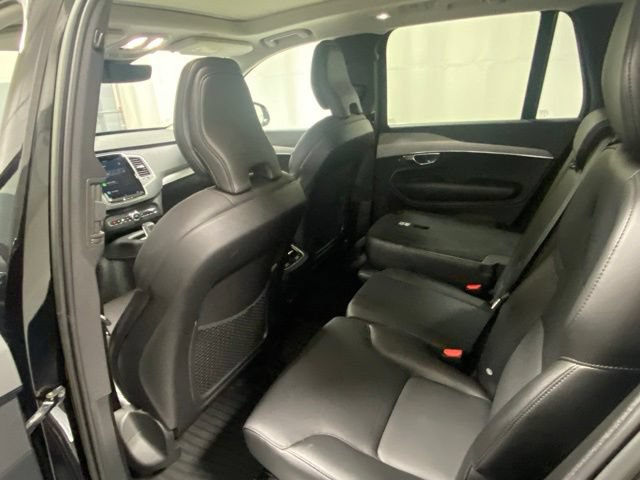 Used 2023 Volvo XC90 B5 Core w/ Protection Package Premier AWD/4WD image 13