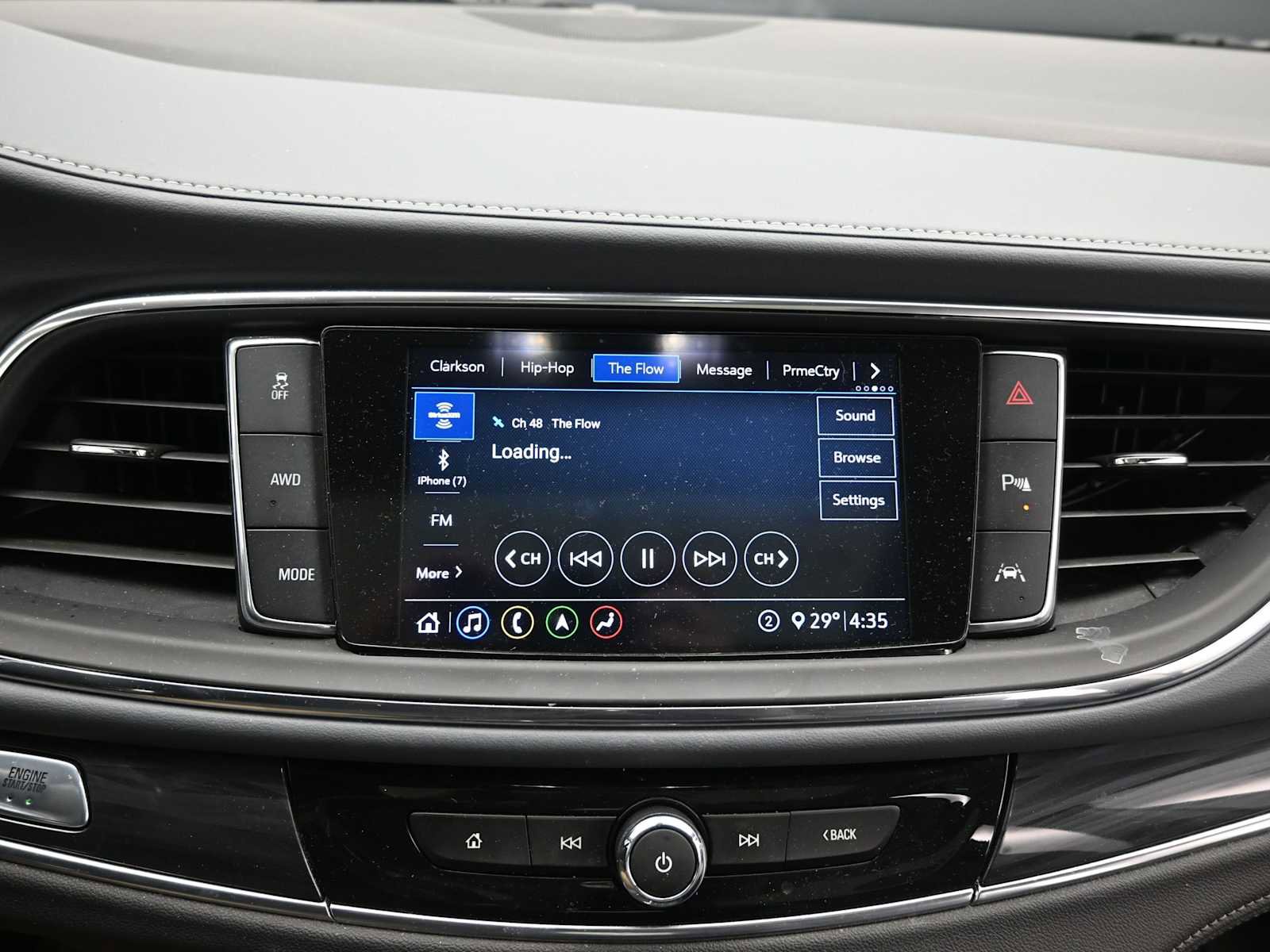 Used 2020 Buick Enclave Premium w/ Sun and Sites Package image 15