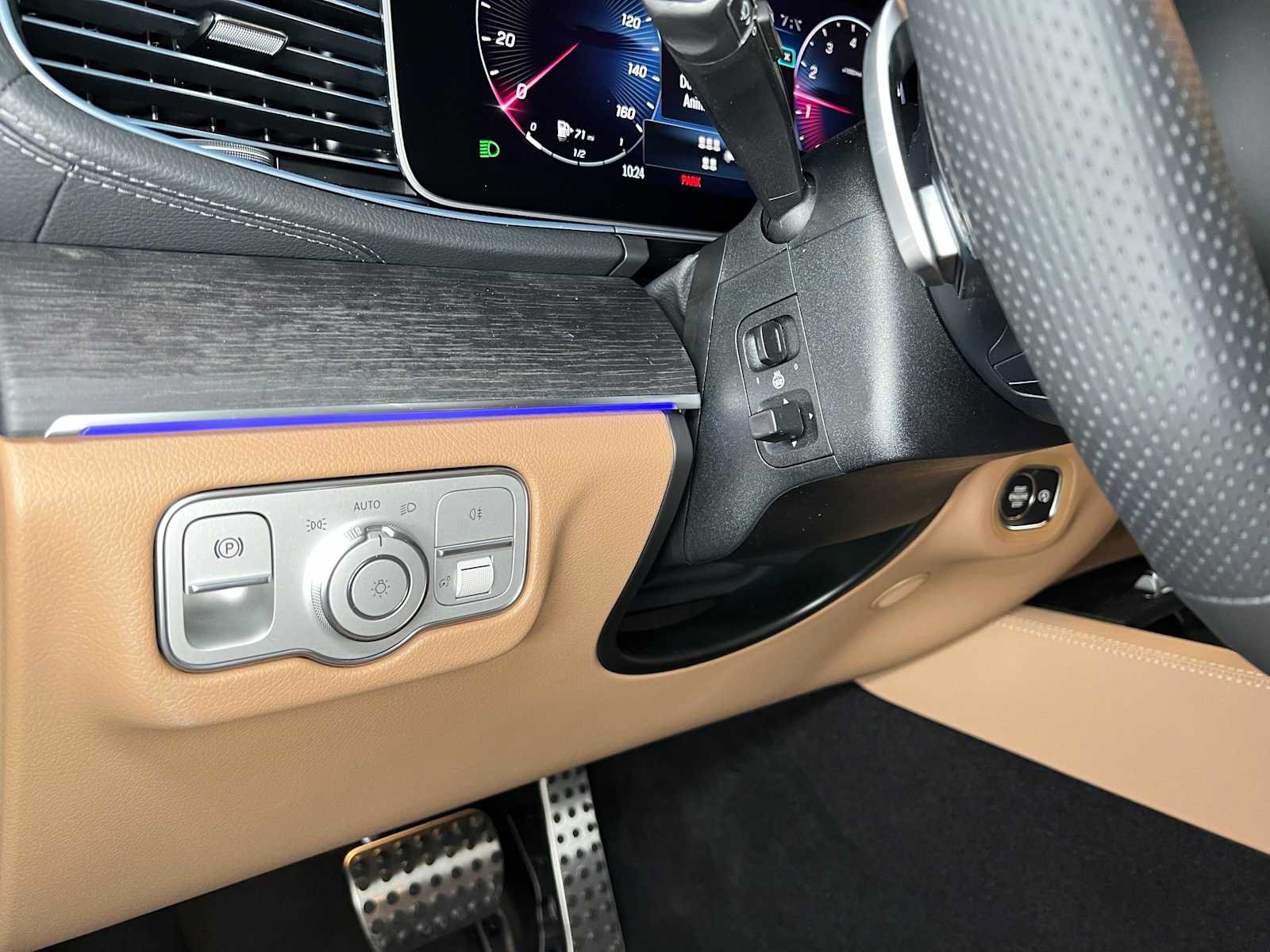 New 2026 Mercedes-Benz GLS 450 4MATIC image 27