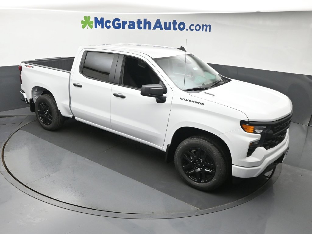 New 2026 Chevrolet Silverado 1500 Custom w/ LPO, Dark Essentials Package AWD/4WD image 3